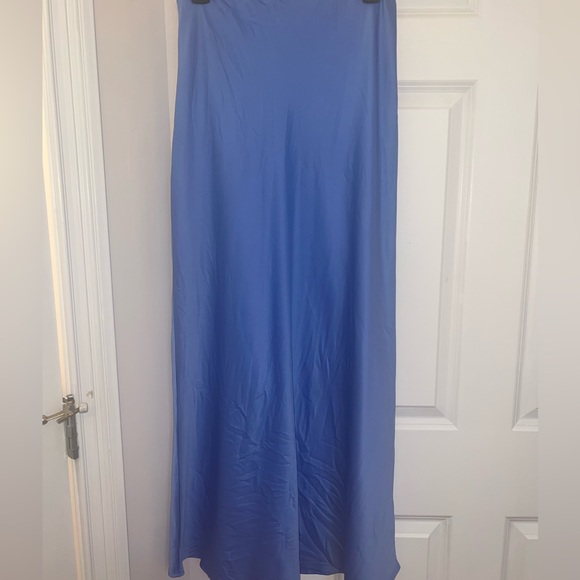 Express Satin High Waisted Maxi Skirt - Picture 5 of 6